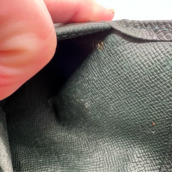 Louis Vuitton LV Taiga Pocket Organizer - Picture 8 of 10